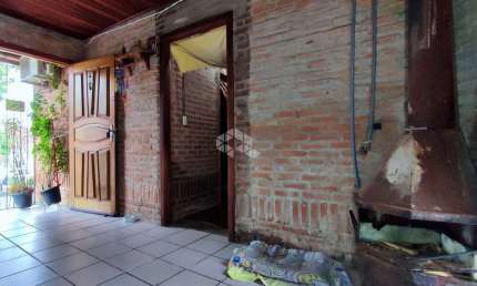 Terreno à venda na Rua Gonçalves Ledo, 223, Partenon, Porto Alegre por R$ 1.501.000