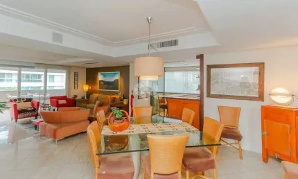 Apartamento com 3 quartos à venda na Rua Carvalho Monteiro, 257, Petrópolis, Porto Alegre por R$ 1.999.999