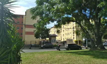 Apartamento com 2 quartos à venda na Rua Nelson Zang, 271, Partenon, Porto Alegre por R$ 175.532