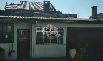 Casa com 3 quartos à venda na Rua Francisco Braga, 32, Partenon, Porto Alegre por R$ 739.000