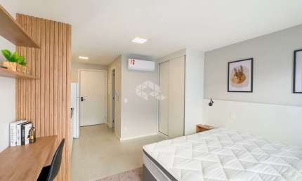 Apartamento com 1 quarto à venda na Rua Vinte e Quatro de Outubro, 1585, Moinhos de Vento, Porto Alegre por R$ 530.000