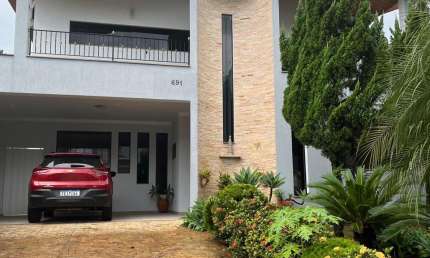 Casa em condomínio fechado com 4 quartos para alugar na Avenida Charles Schnneider, 400, Vila Costa, Taubaté