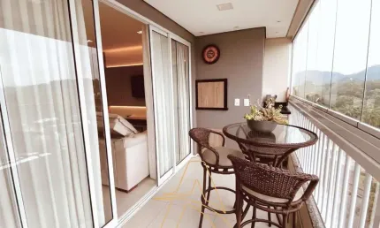 Apartamento Semimobiliado com 2 Dormitórios e Estrutura Completa de Lazer!