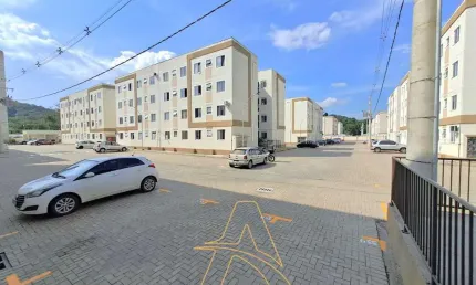 Apartamento Semimobiliado no Bairro Itoupava Central - Blumenau