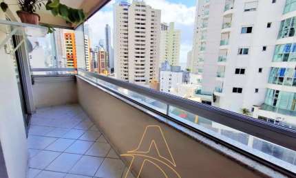 Excelente Apartamento de 2 Dormitórios no Centro de Balneário Camboriú/ SC!