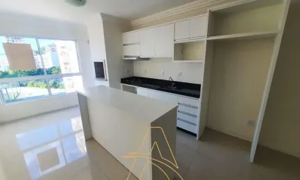 Ótima Oportunidade! Apartamento Mobiliado com 01 Suíte no Bairro Vila Nova em Blumenau