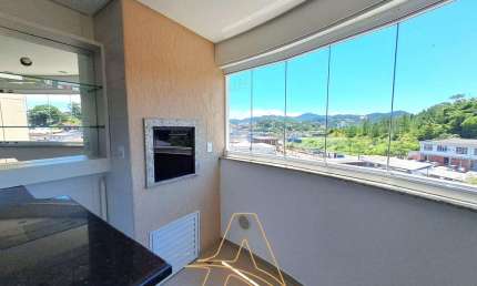 Apartamento com 02 dormitórios no Bairro Itoupava Norte