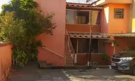 Casa à venda no Parque Santa Madalena, São Paulo 