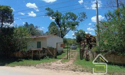 Chácara / sítio com 1 quarto à venda no Cézar de Souza, Mogi das Cruzes  por R$ 2.500.000
