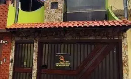 Sobrado para Venda em São Paulo, Jardim Ângela (Zona Leste), 4 dormitórios, 1 suíte, 2 banheiros, 3 vagas