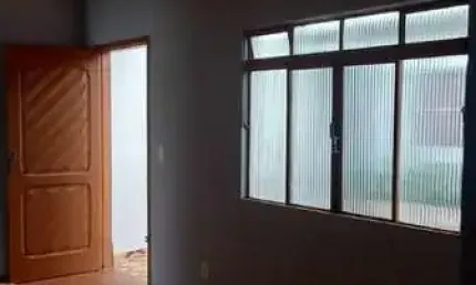Casa com 2 quartos para alugar no Parque Santa Madalena, São Paulo 