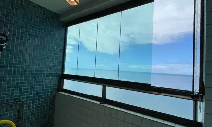 Excelente apartamento na beira mar de Candeias possui 40,13m²