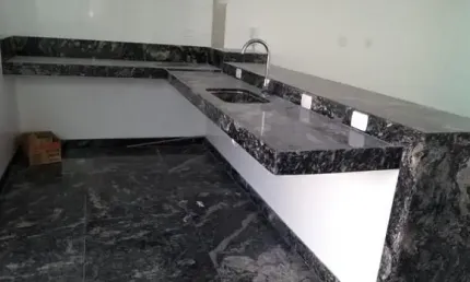 Casa com 3 quartos à venda na Rua Ângela Perioto Tolaine, 000, Jardim das Belezas, Carapicuíba