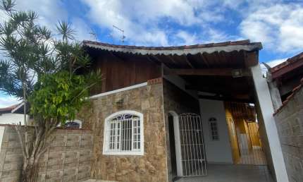 Casa com 2 quartos para alugar no Balneário Stella Maris, Peruíbe 