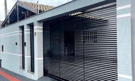 Casa com 4 quartos à venda na Tassiano Barrios, 64, Cafezal, Londrina por R$ 550.000