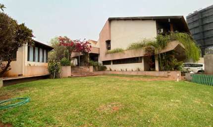 Casa com 4 quartos para alugar na Bento Munhoz a Rocha Neto, 237, Guanabara, Londrina por R$ 35.000