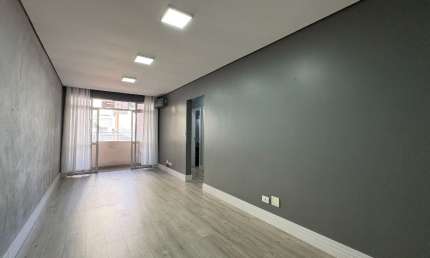 Apartamento Reformado à Venda –  Centro de Londrina