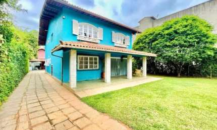Linda casa a venda no bairro de Albuquerque Teresópolis!