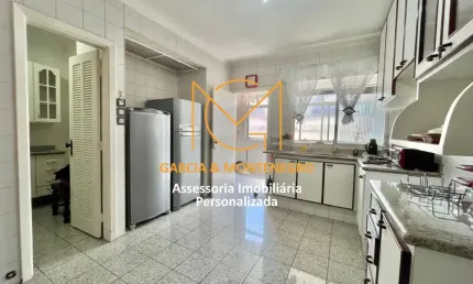Apartamento com 3 dormitórios (1 suíte) 1 vaga - Gonzaga - Santos - SP