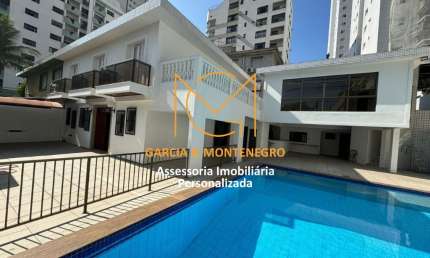 Espaçoso Sobrado Residencial/Comercial com Lazer - Ponta da Praia - Santos - SP