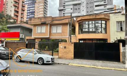 Sobrado 450 m2 com 6 dormitórios (3 suítes) 6 vagas - Gonzaga - Santos - SP