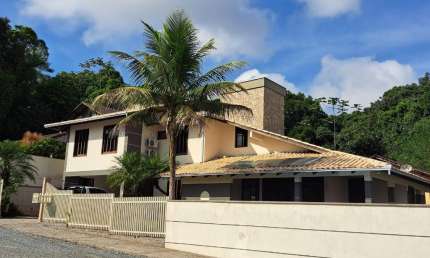 Casa com 4 quartos à venda no Costa e Silva, Joinville 