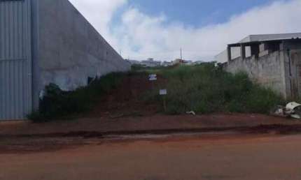 Terreno à venda na Rua Porto Alegre, Cidade Jardim, Alfenas