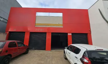 Barracão / Galpão / Depósito para alugar na Rua Iput, Vila Teixeira, Alfenas