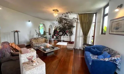 Casa com 4 quartos à venda na Rua Rádio, 171, São Lucas, Belo Horizonte por R$ 1.390.000