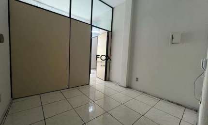 Sala comercial para alugar na Rua Ouro Preto, 655, Barro Preto, Belo Horizonte por R$ 1.200