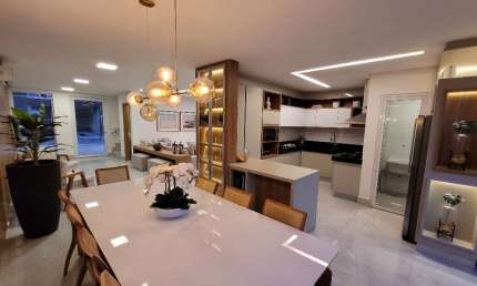 SOBRADO ALTO PADRÃO! 191m² (4 Suítes), JD. Atlântico, ao lado do parque Cascavel - PRONTO PRA MORAR!
