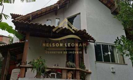 Casa Estilo Chalé no Vale Feliz, Engenho do Mato - Charme e Tranquilidade!