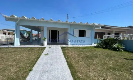 Casa com 4 dormitórios à venda, 167 m² por R$ 700.000,00 - Centro - Balneário Arroio do Silva/SC