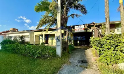 Casa com 2 dormitórios à venda, 80 m² por R$ 450.000,00 - Centro - Balneário Arroio do Silva/SC