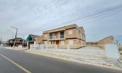 Apartamento com 2 dormitórios à venda, 50 m² por R$ 290.000,00 - Erechim - Balneário Arroio do Silva/SC