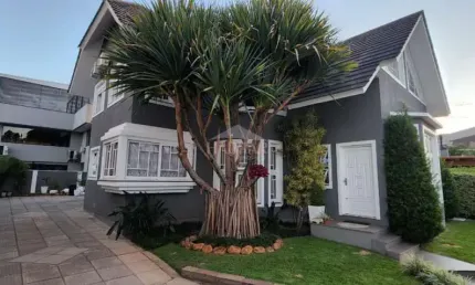 Casa com 3 quartos à venda no Moinhos De Vento, Canoas 