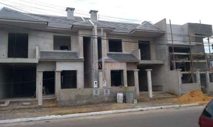 Sobrado em Canoas, São José - Gás Central e Lavabo - Venda