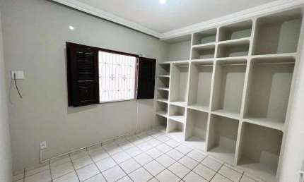 Casa em condomínio fechado com 3 quartos para alugar na Rua Aririzal, 1, Turu, São Luís