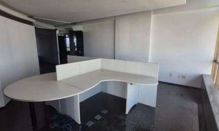 Sala comercial para alugar na Rua das Juçaras, 1, Jardim Renascença, São Luís