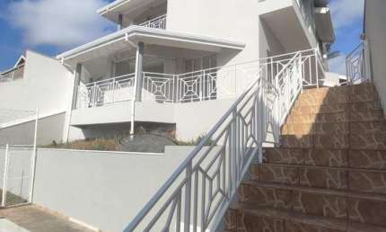 Casa em condomínio fechado com 5 quartos para alugar na Avenida Dom Pedro I, Taboão, Bragança Paulista