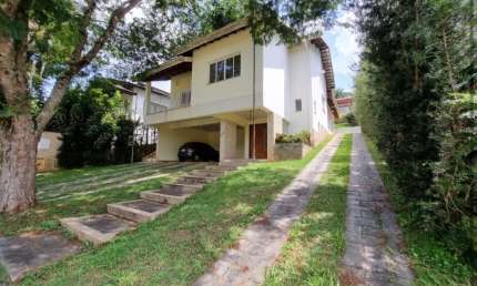 Casa Assobradada à venda em condomínio na Zona Sul!