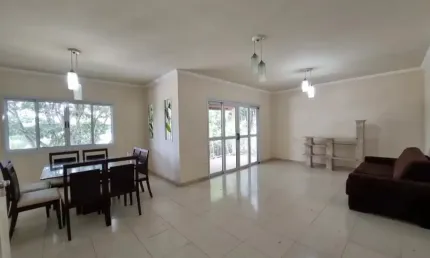 Casa Assobradada à venda em condomínio na Zona Sul!