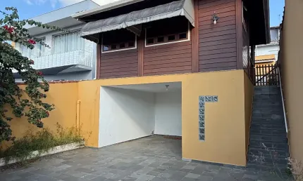 Casa assobradada para locação jd california, zona sul , rua tranquila sem saída