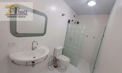 Sobrado em Jardim Grimaldi - SP: 232m², 5 dormitórios, 1 suíte, 3 banheiros - Venda por R$680mil