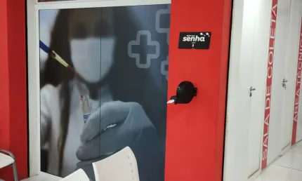 Laboratório de análises clínicas montado, funcionando, todo mobiliário