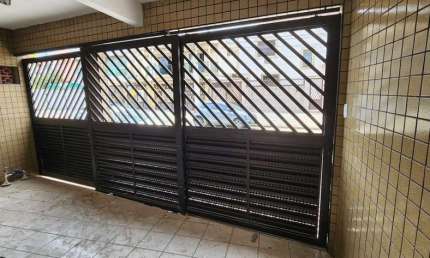 Casa para Venda em São Vicente, Jardim Independência, 3 dormitórios, 2 banheiros, 1 vaga