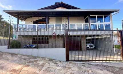 Casa semimobiliada à venda em Farroupilha, América - Excelente oportunidade!