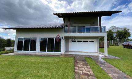 Casa à venda em Farroupilha, Nova Sardenha - Churrasqueira e Área de Lazer