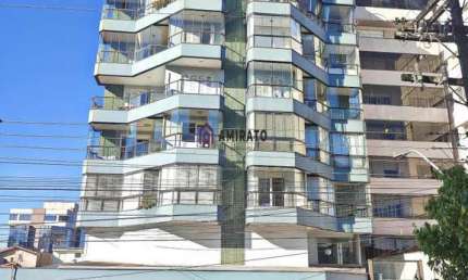Apartamento à venda no Centro de Farroupilha com churrasqueira e lareira