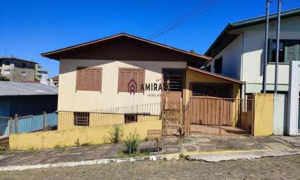Casa com 3 quartos à venda no São Luiz, Farroupilha 